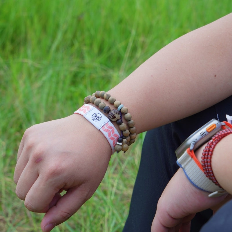 FAITH MOVES MOUNTAINS