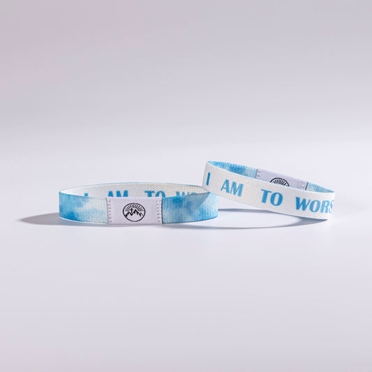 HERE I AM TO WORSHIP